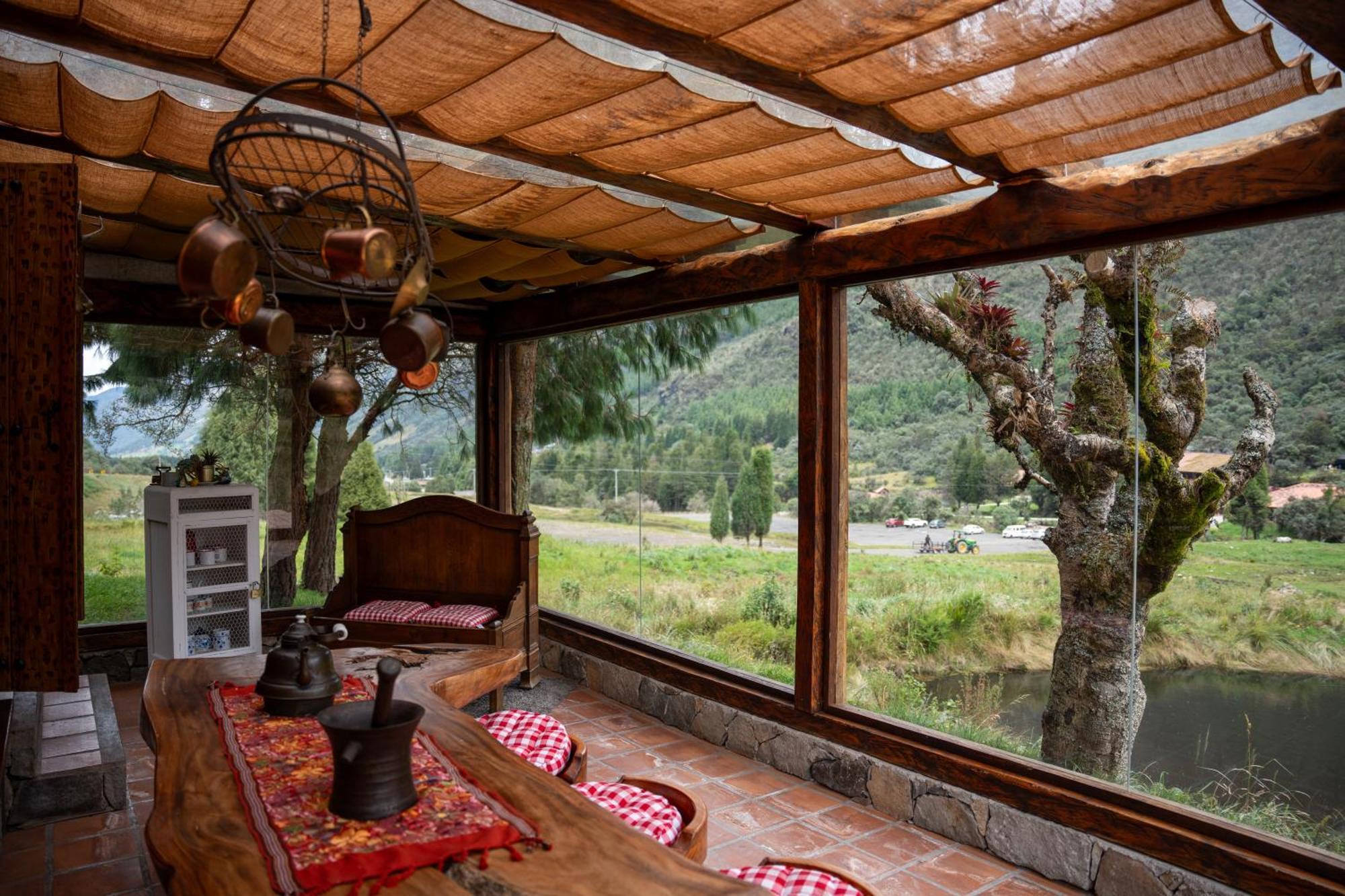 Hacienda Hosteria Dos Chorreras كوينكا المظهر الخارجي الصورة