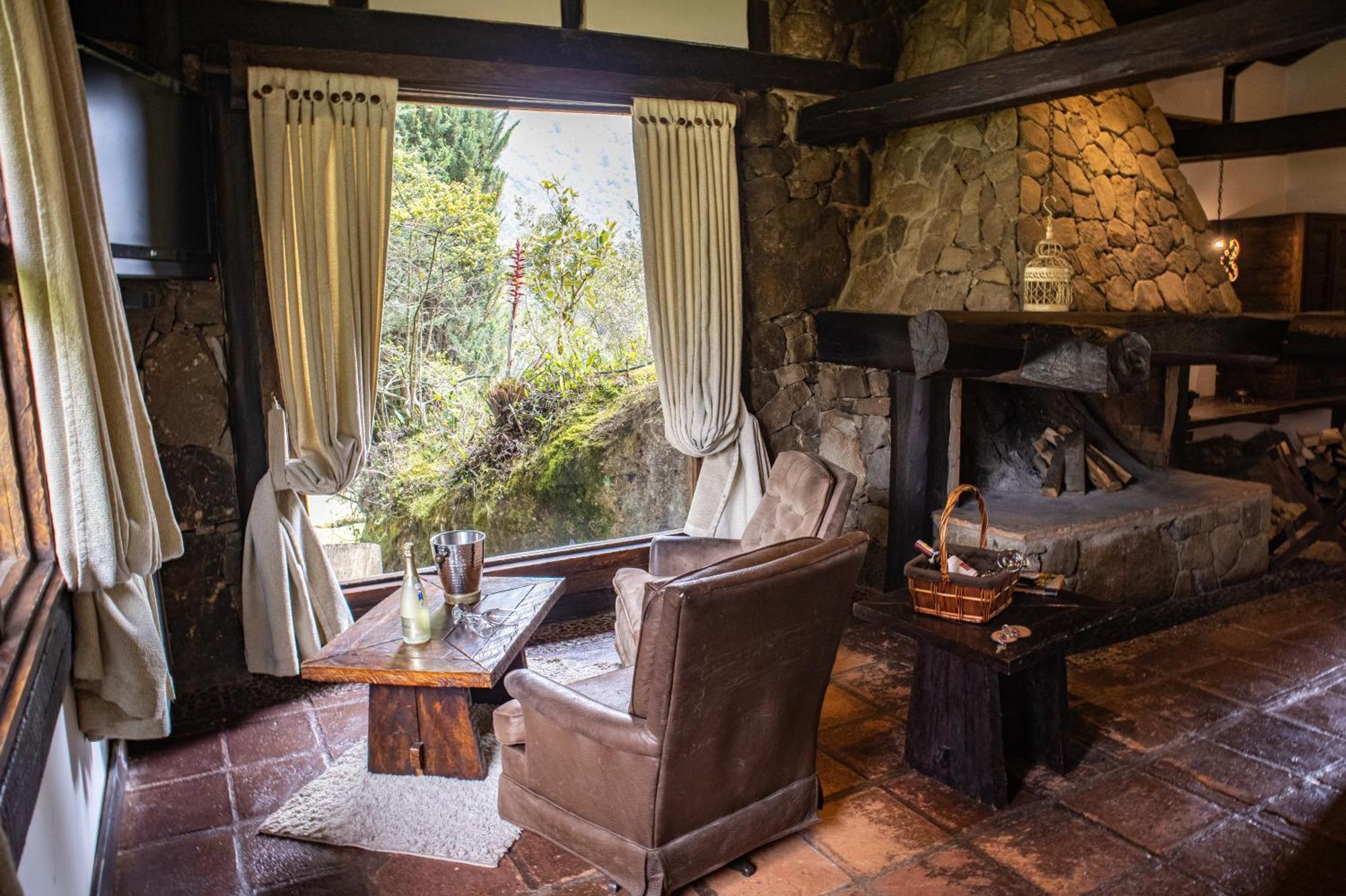 Hacienda Hosteria Dos Chorreras كوينكا المظهر الخارجي الصورة